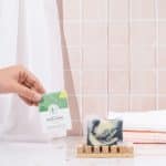 Savon visage - charbon - naturel - bon pour le visage - Secrets de Miel|